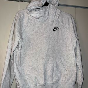 SOLD — Women’s Nike Hoodie (Size Small)